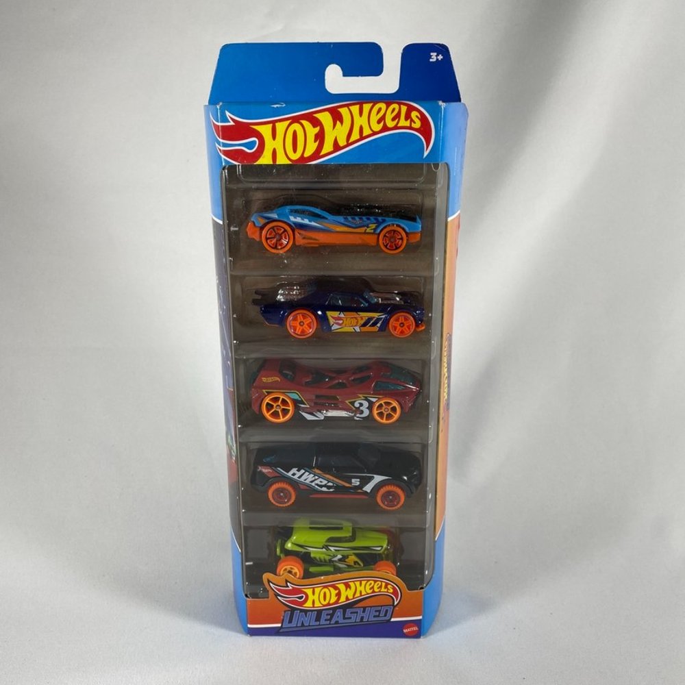 2022 Official MATTEL, HOT WHEELS, Five Kool Cars in One Hot Set, New In Box